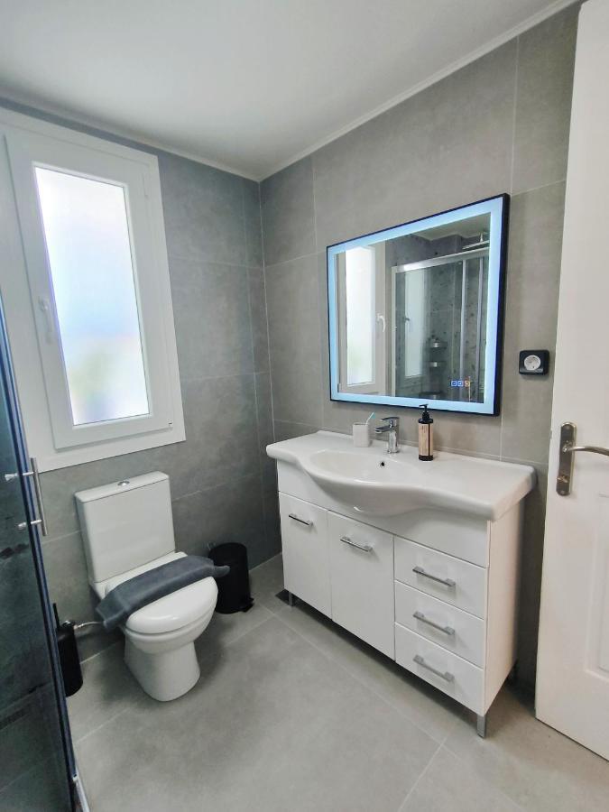The Old Stables Apartment Vátos المظهر الخارجي الصورة